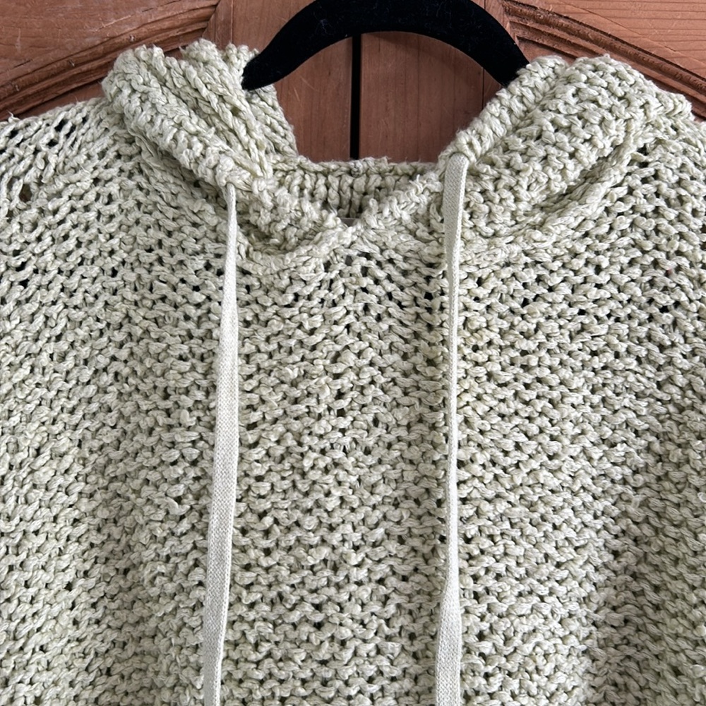 BRAND NEW! Anthropologie knitted light green sweater. - Picture 3 of 6